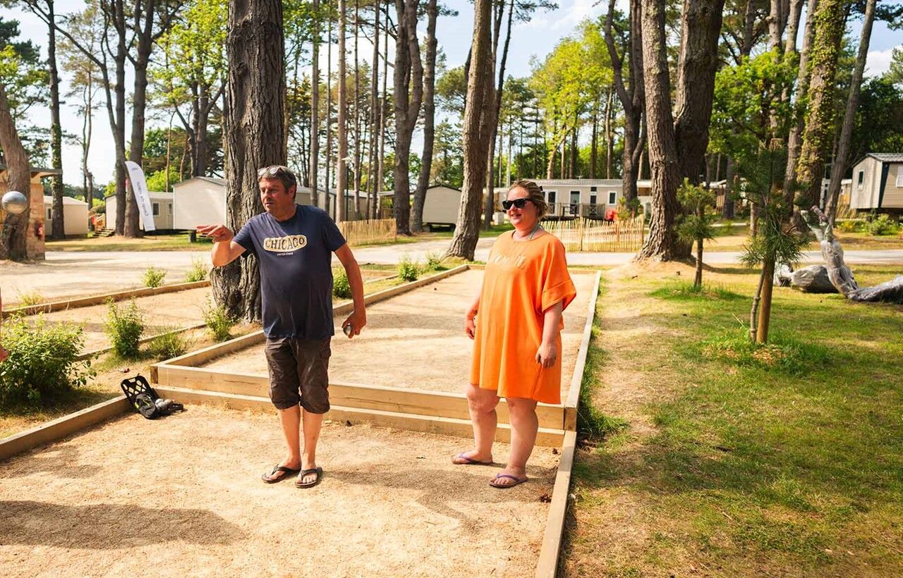 Piriac-sur-mer - Camping Le Bois de Bayadène : Inside accommodation