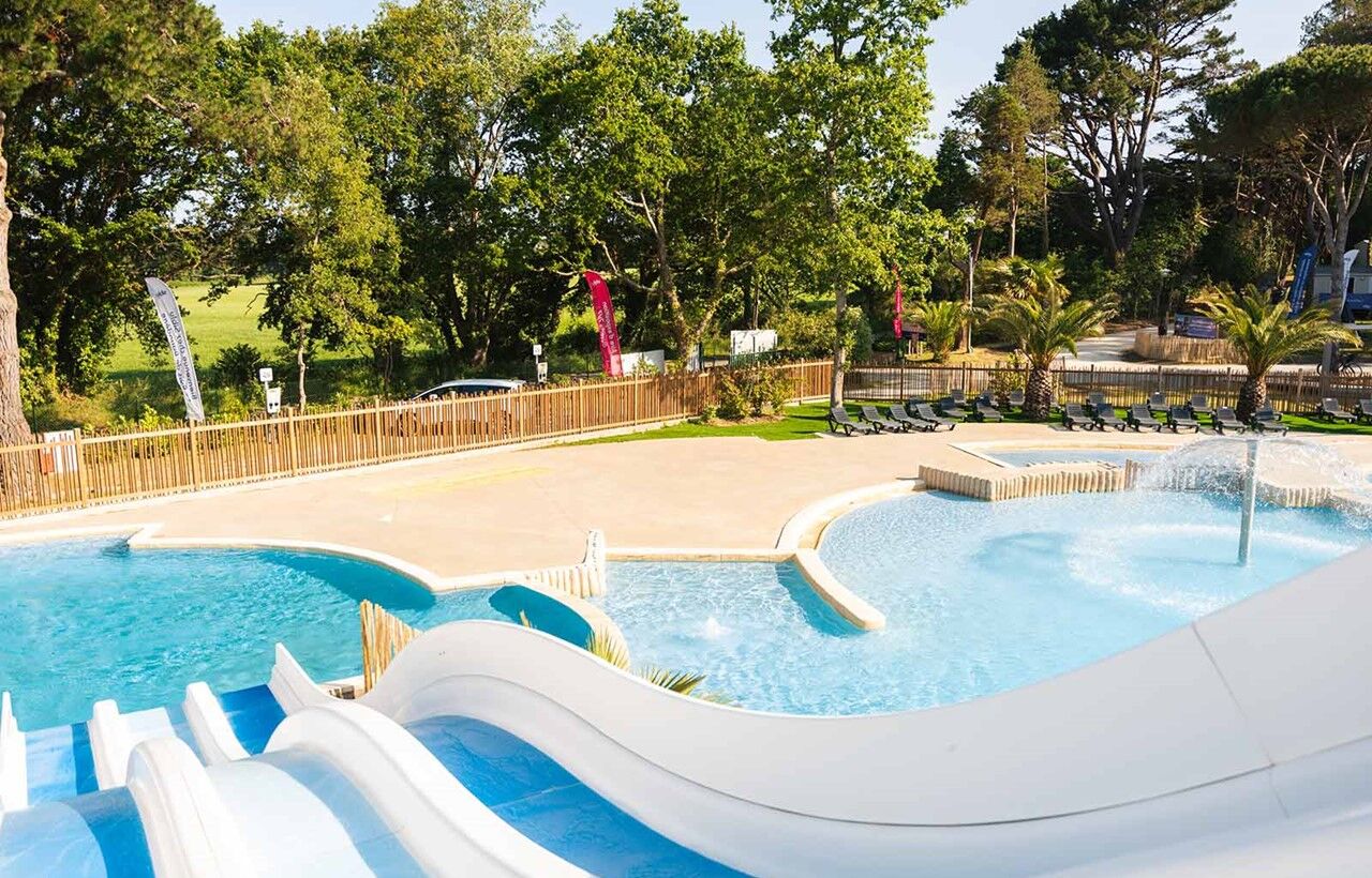 Piriac-sur-mer - Camping Le Bois de Bayadène : Inside accommodation