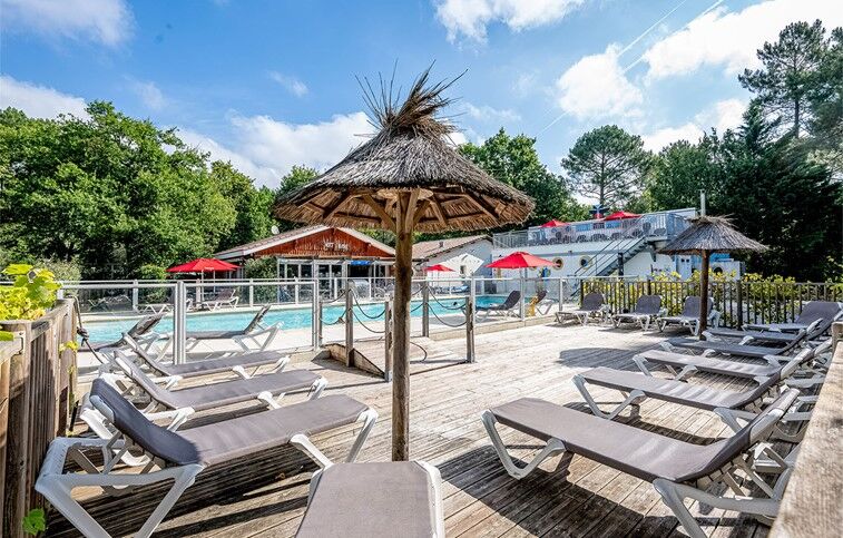 Arès - Camping La Canadienne - piscine découverte